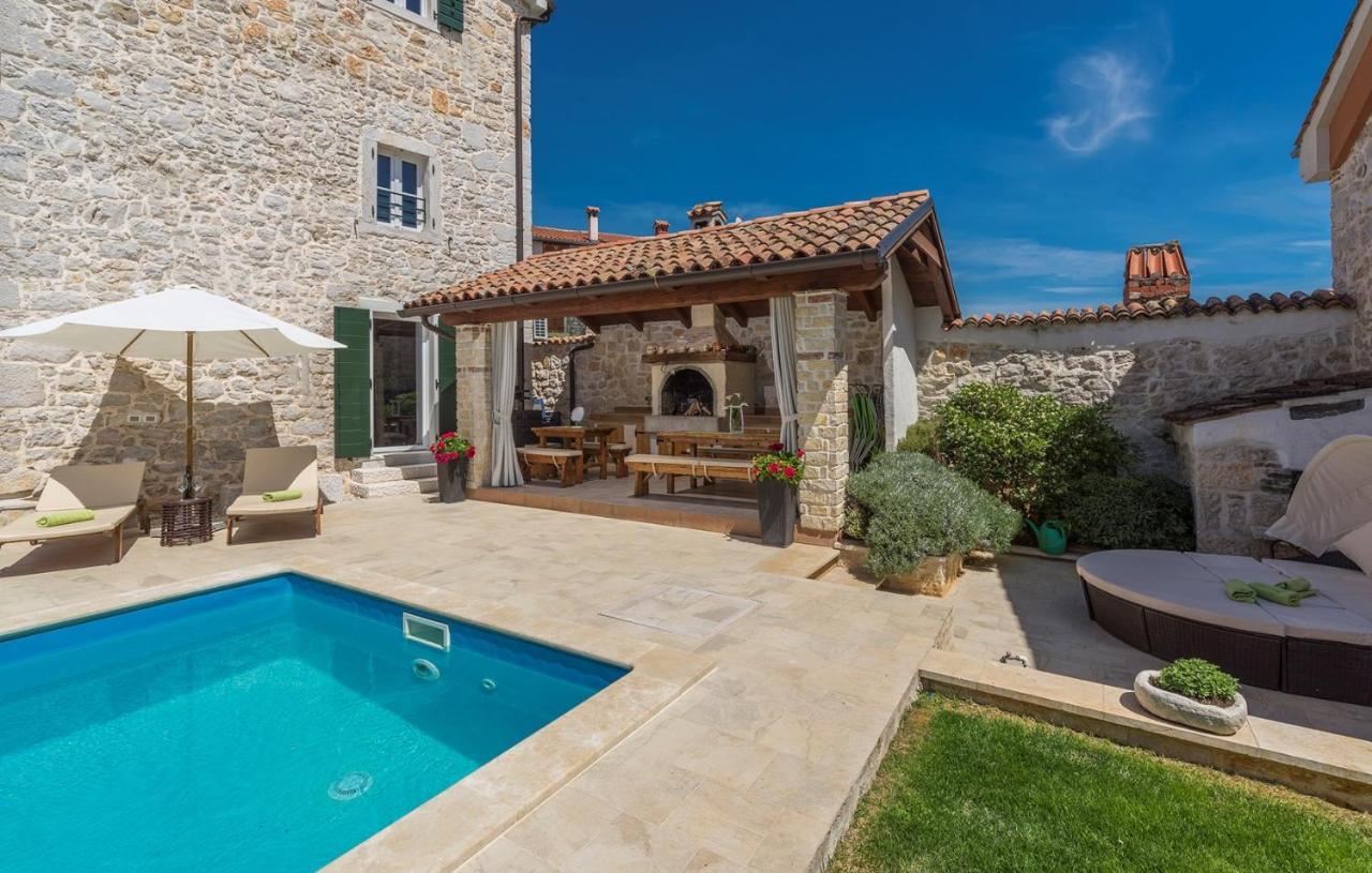 Beautiful Stone House - Villa Parentium With Private Pool Dračevac Esterno foto